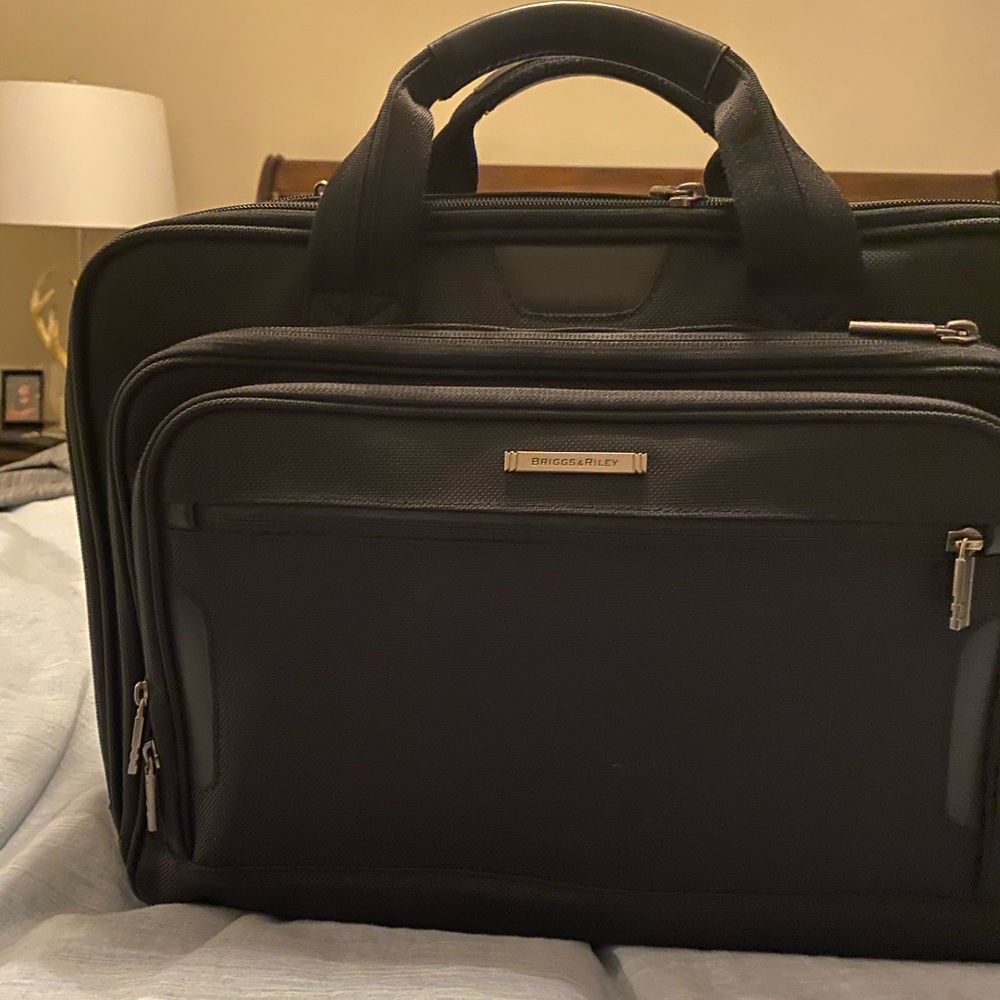 Briggs & Riley Travelware @Work Medium Clamshell - Picture 2 of 6